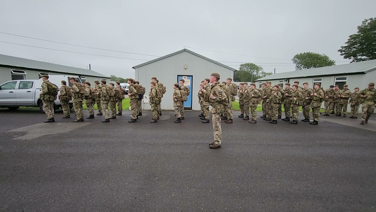 3 Star Cadre Marching 01