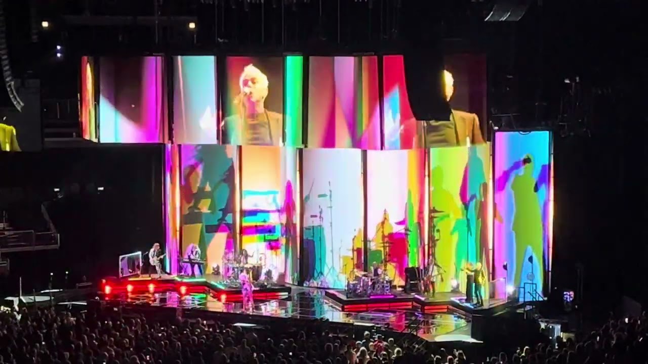 Cyndi Lauper “She Bop” , Chicago, December 5, 2024