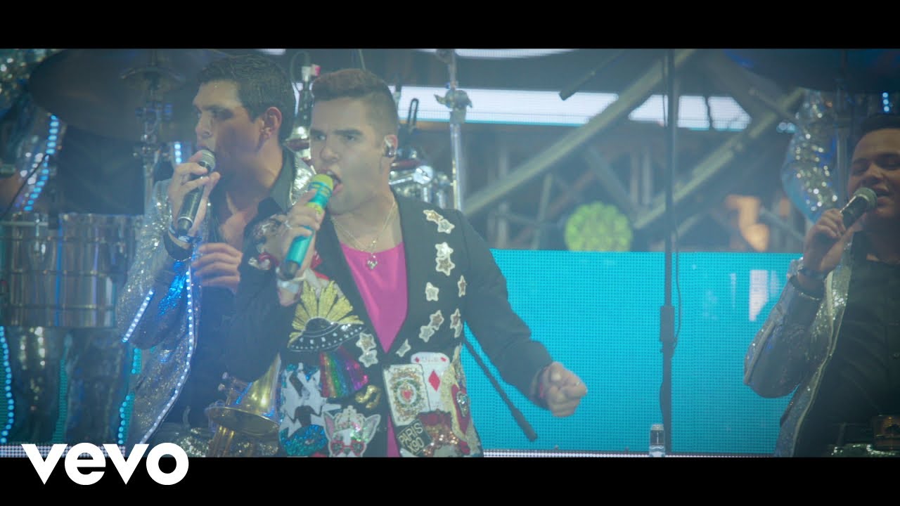 Banda Los Recoditos, Emir Pab&oacute;n - Lola La Bailera (En Vivo)