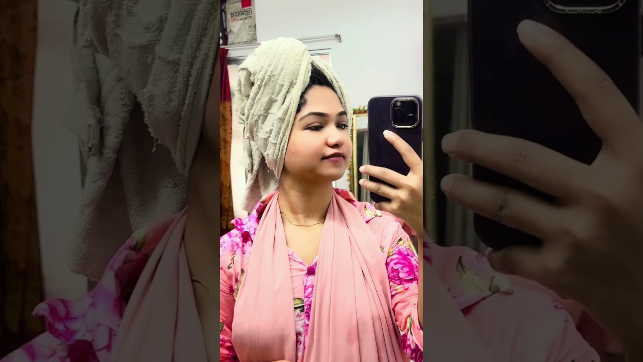 স্টাইল করতে যাইয়া চুলের বারোটা বাজাইছি 😂