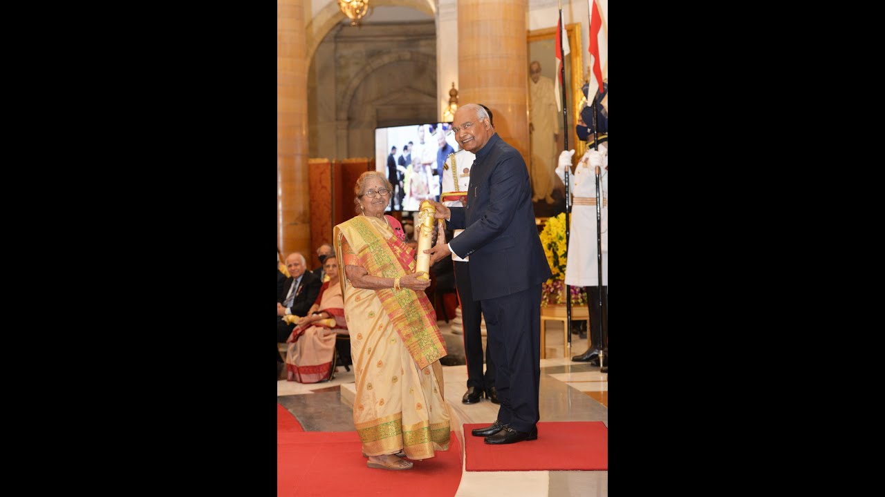 President Kovind presents Padma Shri to Smt Prabhaben Sobhaghchand Shah for Social Work❤️#shorts