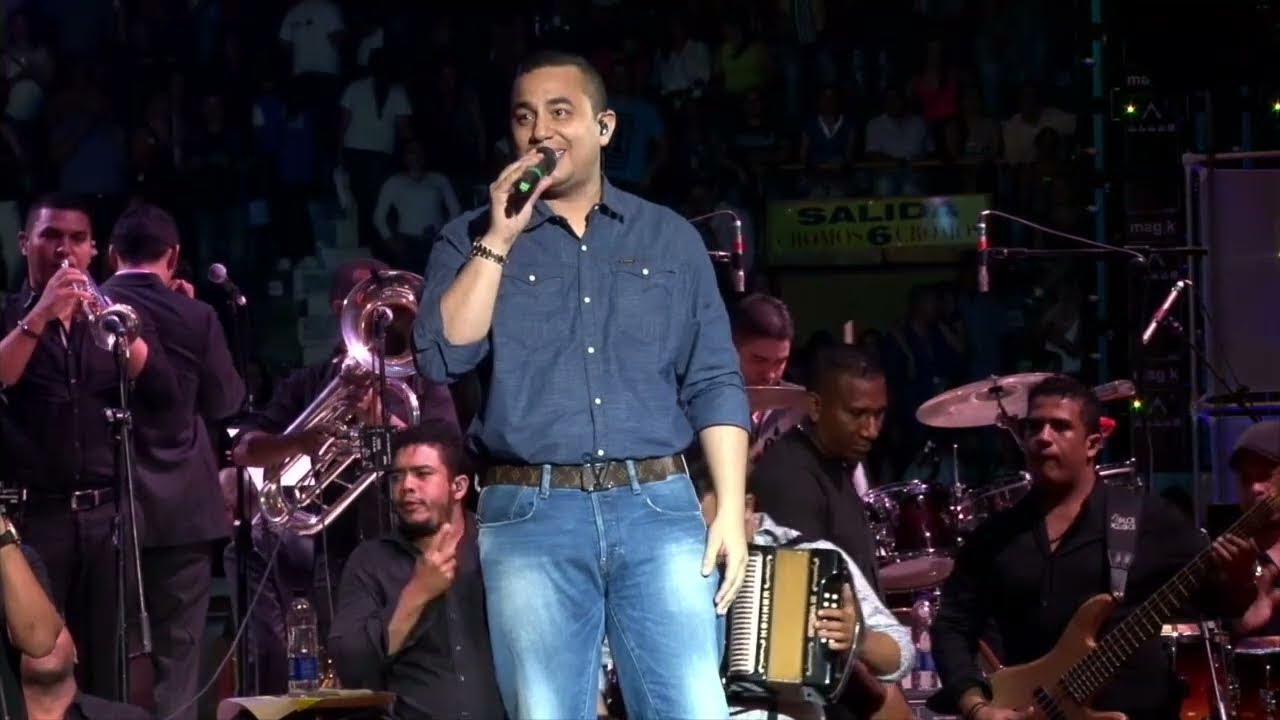 Felipe Peláez - Caminaré (En Vivo en Cali - Plaza de Toros)