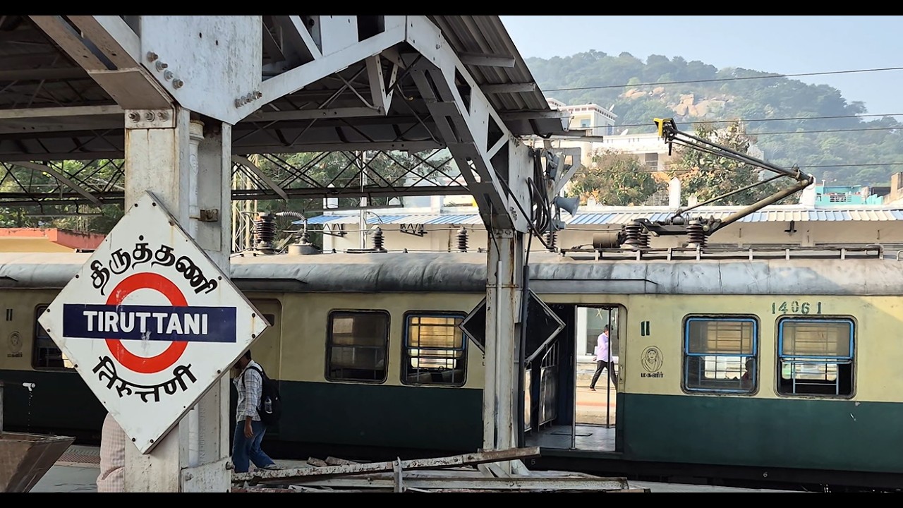 Departing Tiruttani Junction | 22159 CSMT Chennai Central SF Express