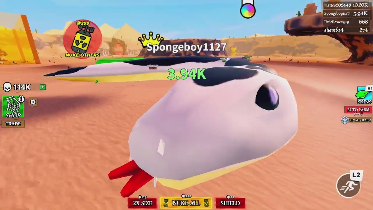 Roblox. Helping other people on snakes game. #roblox