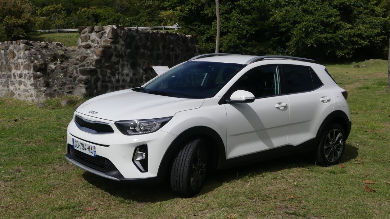 Essai Kia Stonic Phev 120cv BVM6 Grantomobil.fr 2022