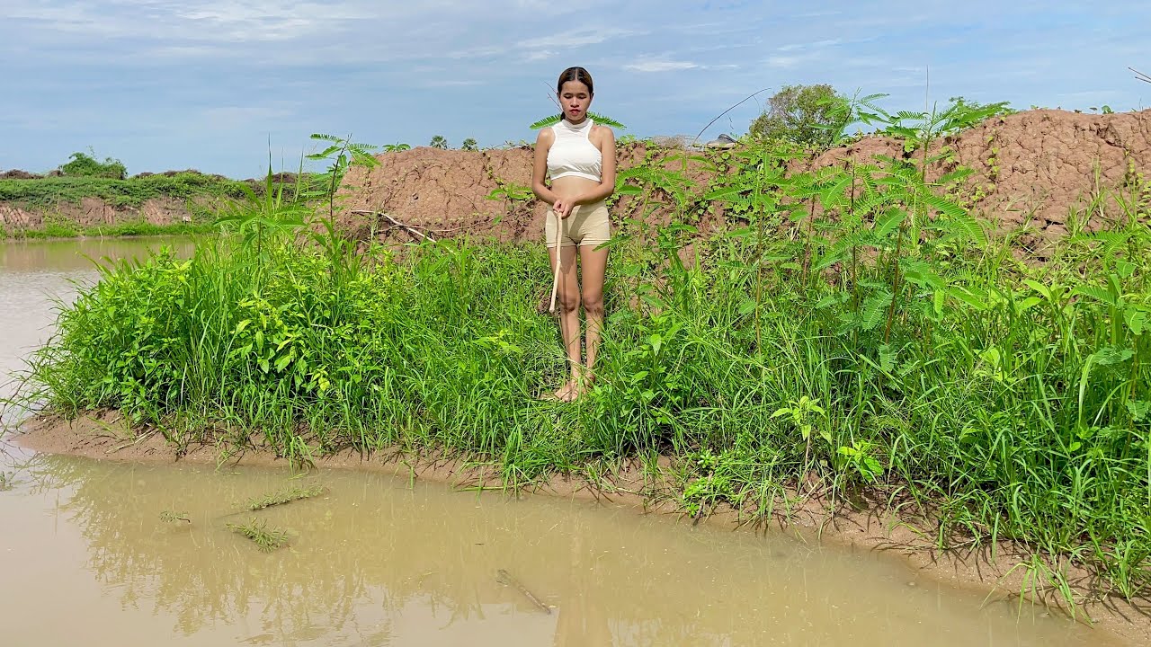 Young girl best fishing videos