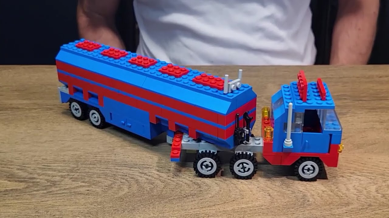 Lego 733 Tank truck assembly