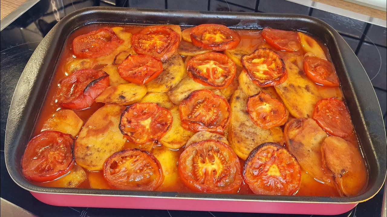 كيفية عمل صينية كفتة بالبطاطا بصلصة البندورة 🍅 وأفضل طريقة لتتبيلة الكفتة  | Libanesische - Kofta