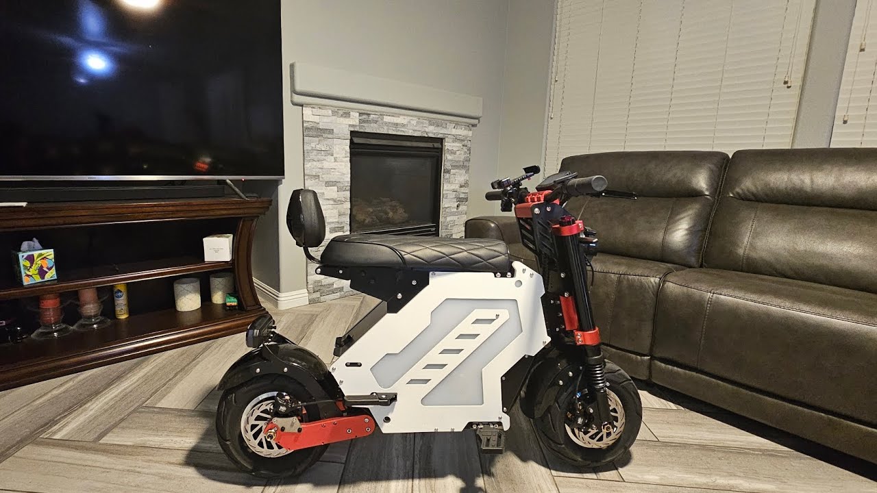 GEOFOUGHT MOLO 5 HYPERSCOOTER  15000W 50AH  BATTERY *RANGE TEST*