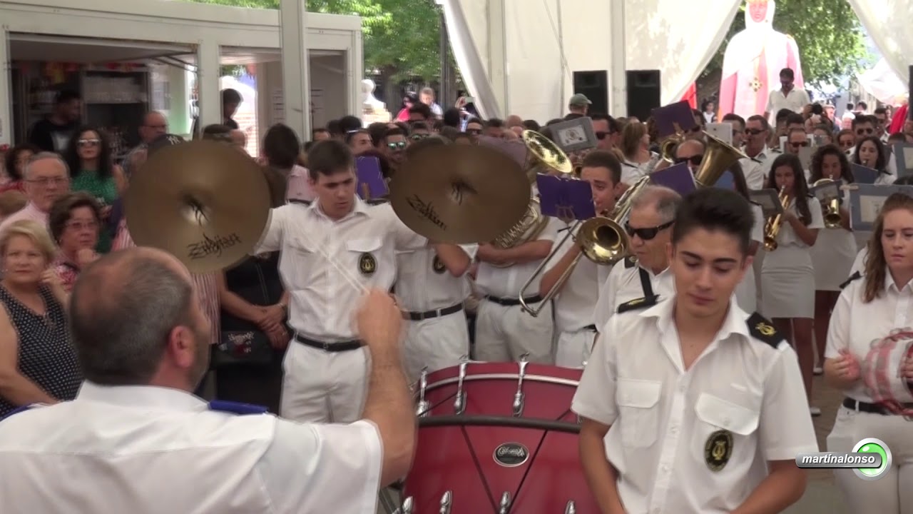 Entrada de la Banda a la Plaza. Fiestas de Guadamur 2019