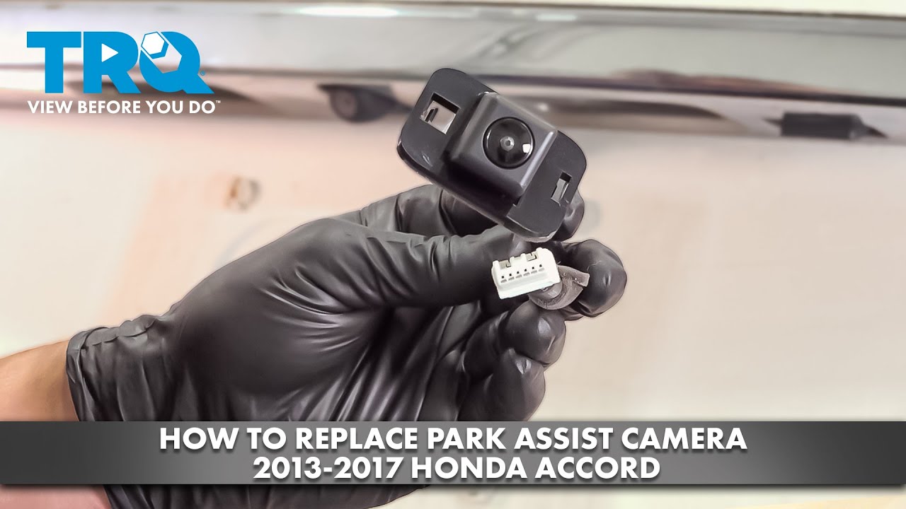Как заменить камеру помощи при парковке на Honda Accord 2013-2017