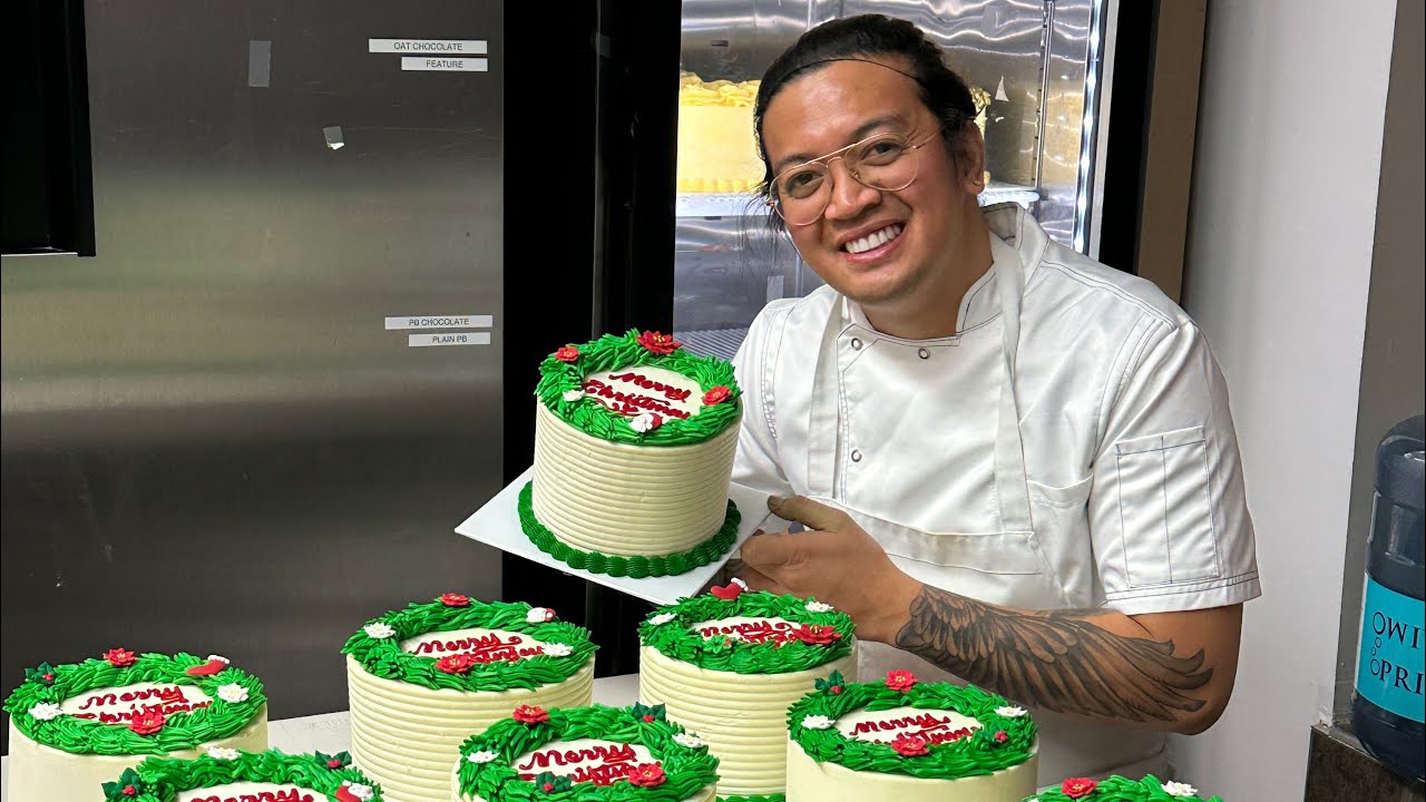MAGSIDELINE TAYO SA @auntielouscake | Christmas Cakes