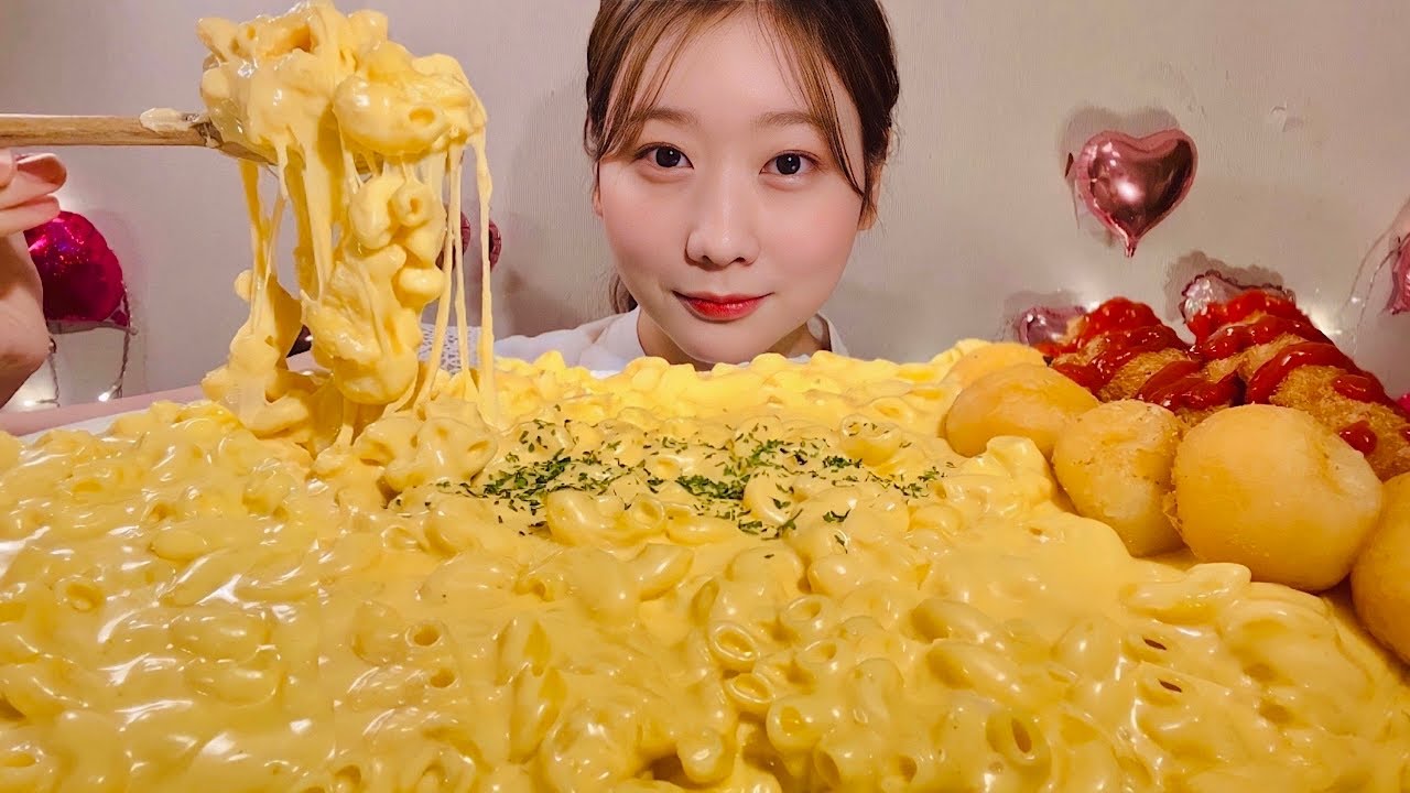 ASMR макароны с сыром【русские субтитры】【Mukbang/ Eating Sounds】