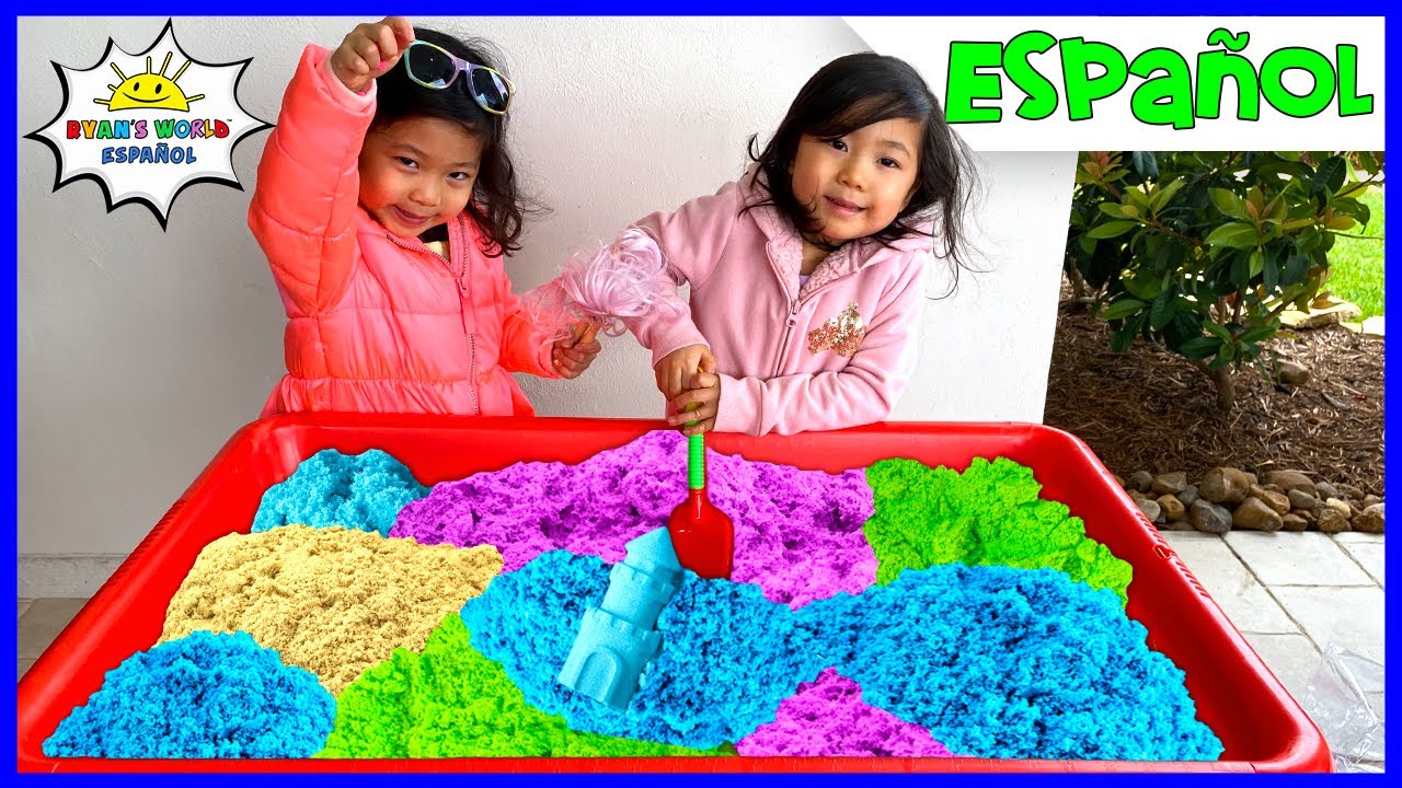 Emma y Kate juegan con Arena Cin&eacute;tica Arco&iacute;ris Juguetes de los Ni&ntilde;os!!!