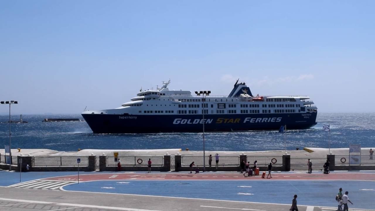 Superferry in Tinos part 2