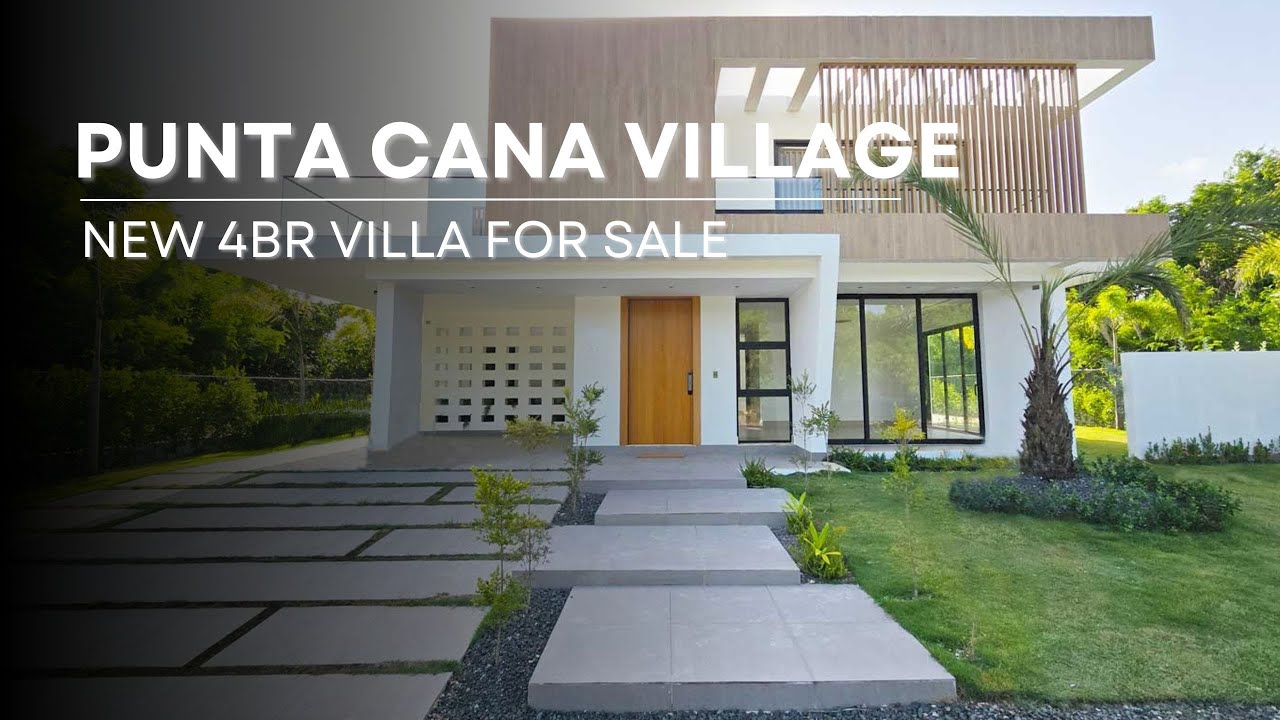 For sale four-bedroom villa with a tropical pool in Puntacana Village, Republica Dominicana