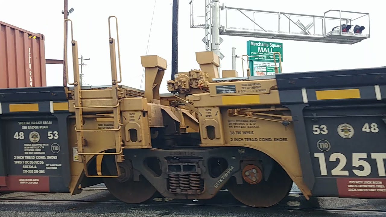 Railfanning During a Severe Thunderstorm + Truck Hits Gate at 12th & Vultee St Grade Crossing