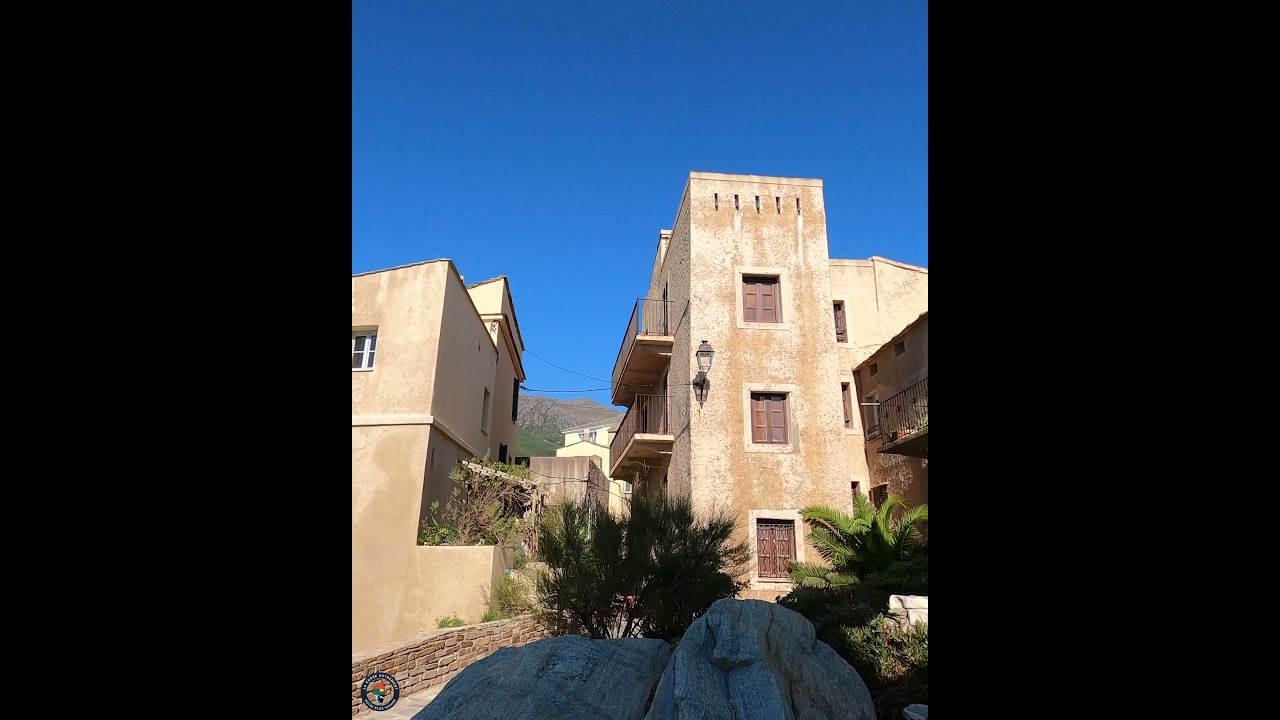 Corse : Le village d'Erbalunga dans le Cap Corse