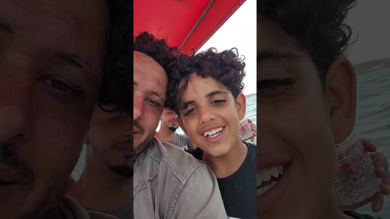 عوض شولق الجاموس اثناءرحله الى عدن الساحل الذهبي برفقه عيال العم محمد وغسان وبشير ابووضاح اديب كامل
