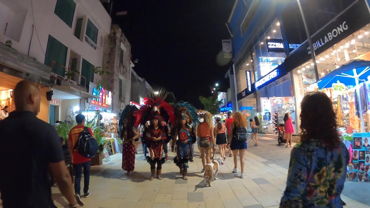PLAYA DEL CARMEN 5th AVENUE NIGHTLIFE & HOTEL REVEIW