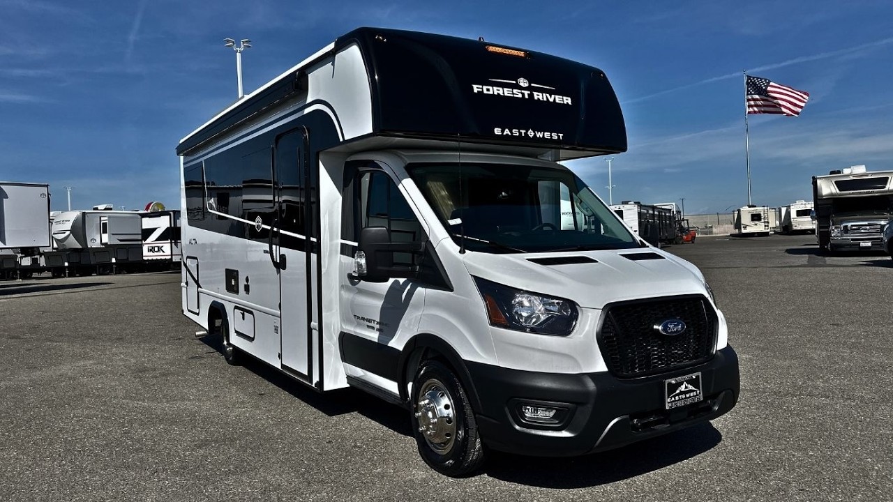 Этот автодом Ford Transit стоимостью 99 999 долларов захватывает рынок автодомов класса C!