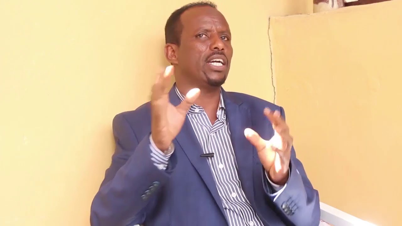 Barnaamij Xildhiban Mustafe Qodax Oo  Soo Hor Jeestay Gudidii uu magaacabay Madaxwayne FarmaaJo