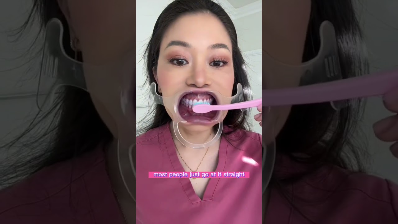 How to properly brush with a manual toothbrush. #manualtoothbrush #toothbrush #brushyourteeth