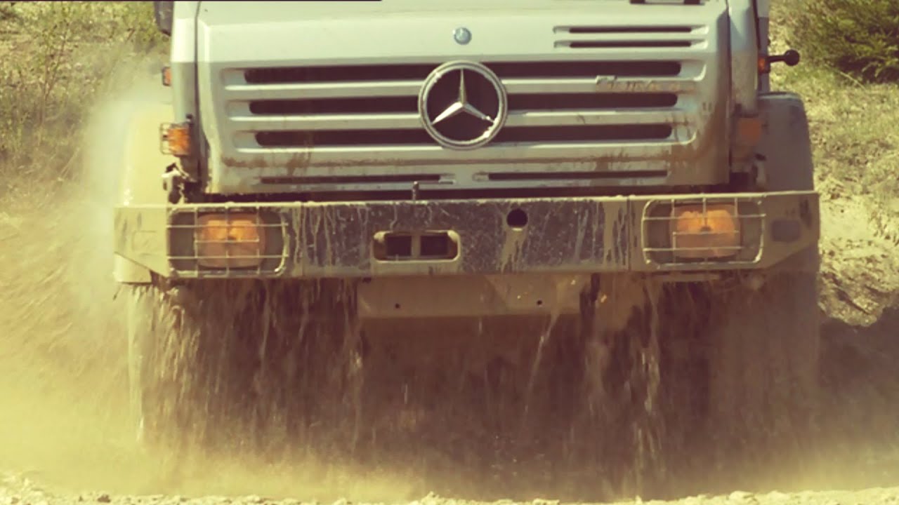 Mercedes-Benz Unimog Off-Roading