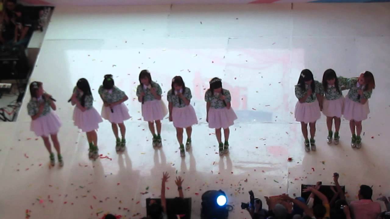 Cherrybelle - Aku Pasti Bisa  @ SPI - Surabaya 310813