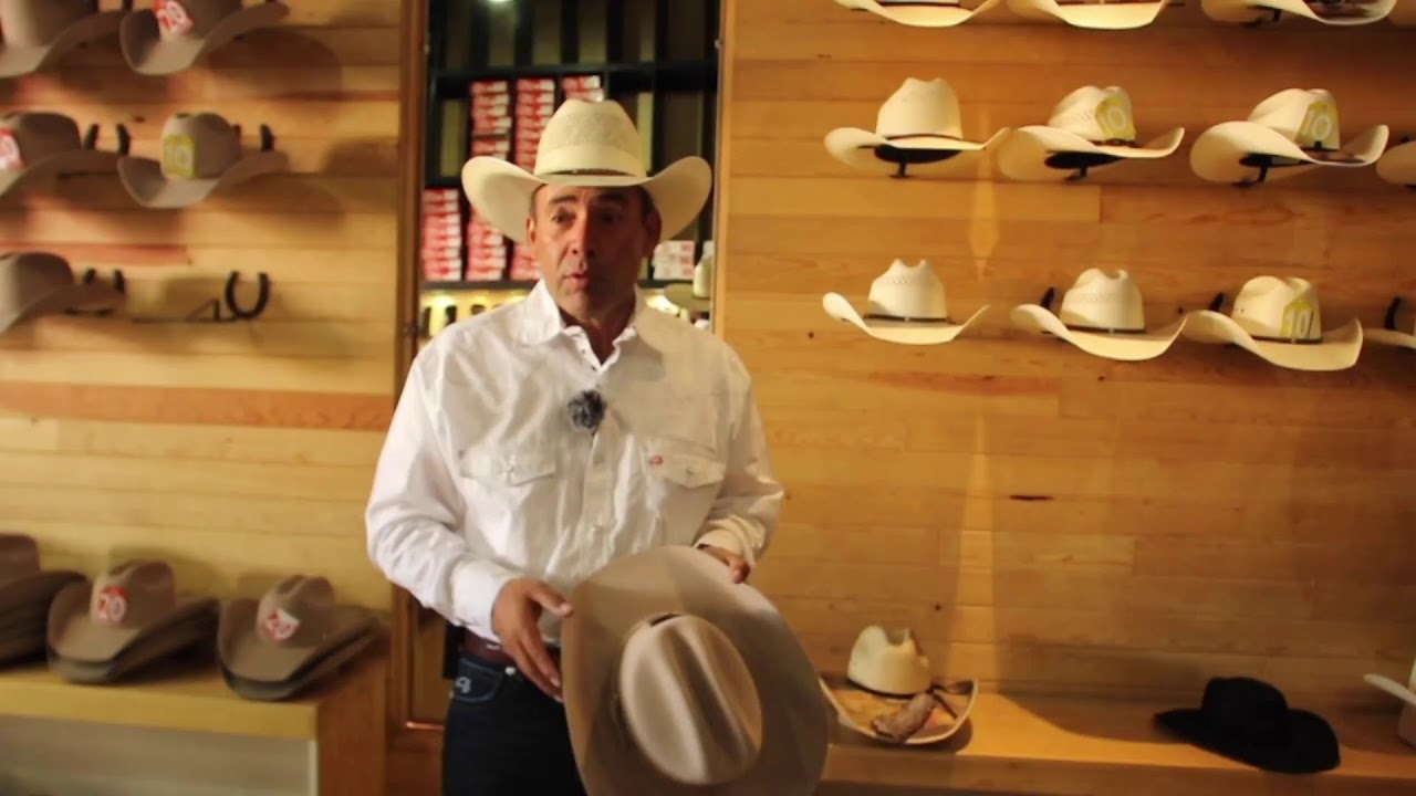 La piel del vaquero. El código de vestimenta de un vaquero.