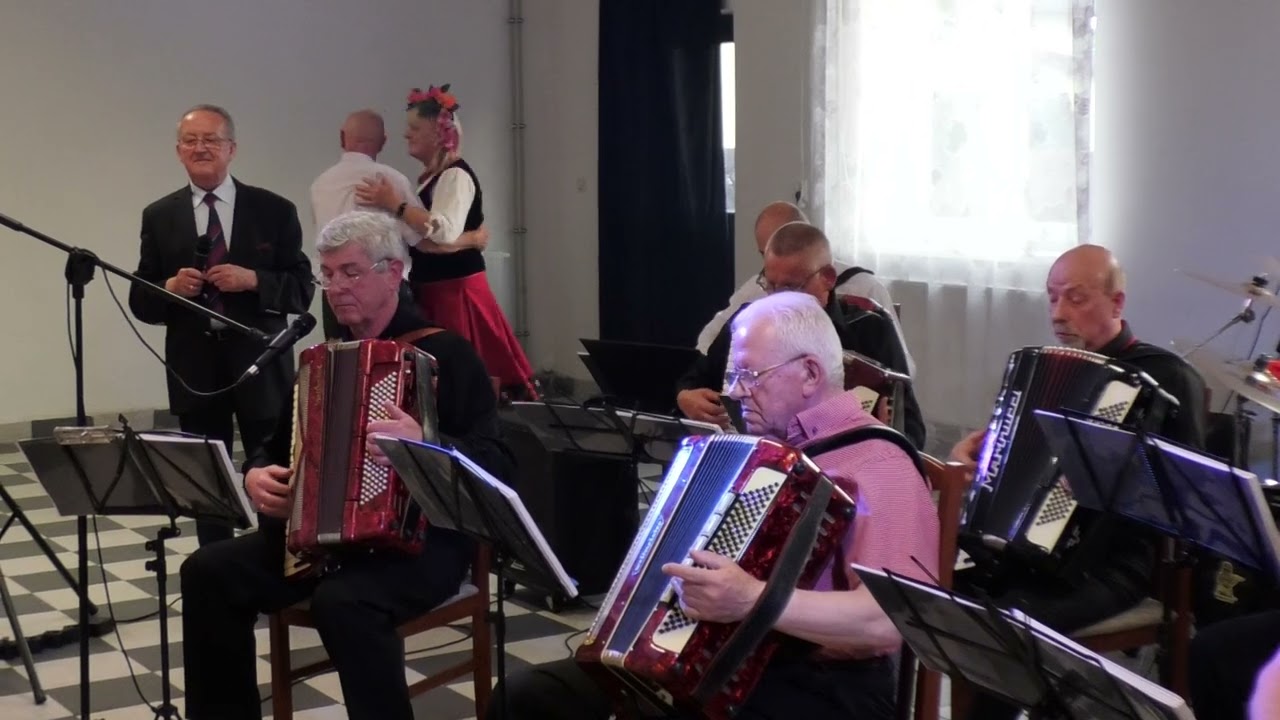 PIĘKNY WALC 