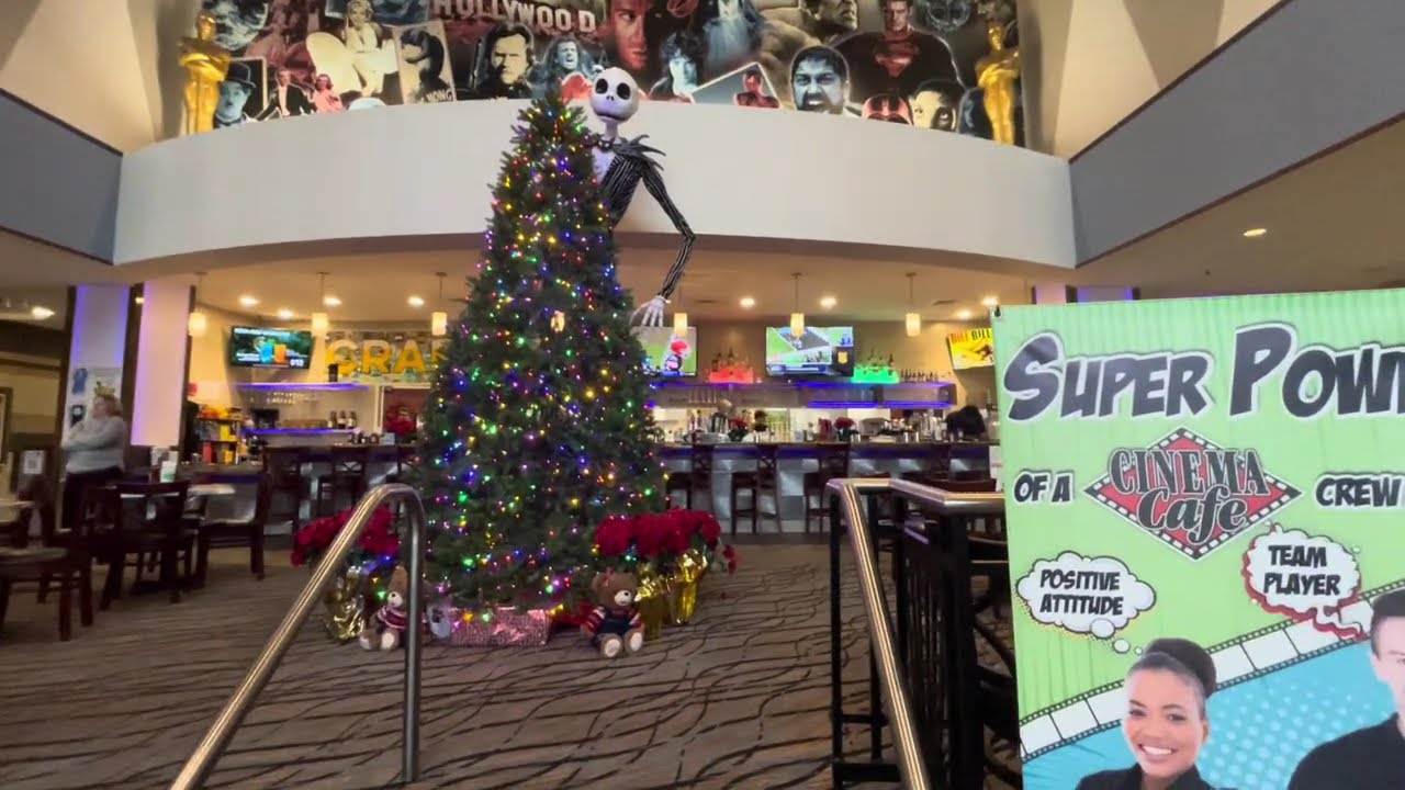Movies, Christmas Lights, Jollibee & Red Ribbon Pastry| Day in the Life 