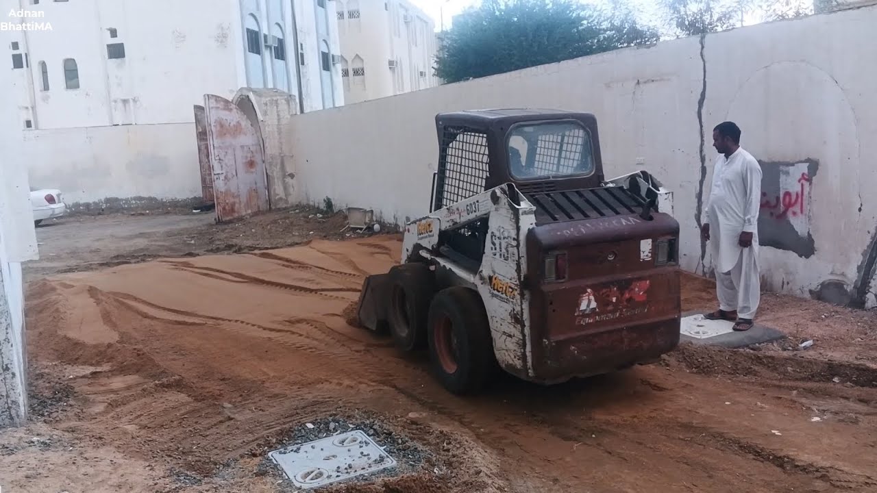 Smart work with Bobcat in Saudi Arabia