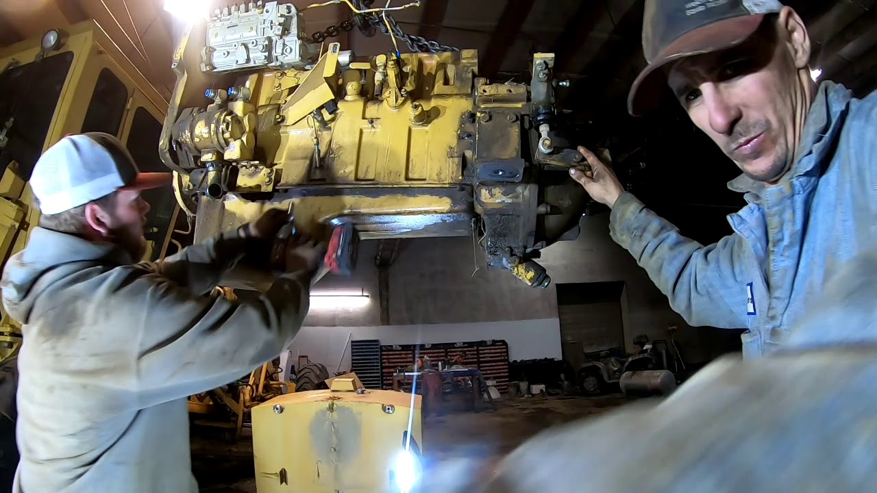 Bringing a road grader back to life pt.2