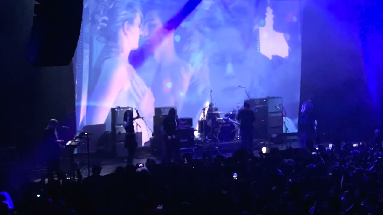 Whirr @ Hollywood Palladium - May 24, 2025 - Opening 5 songs