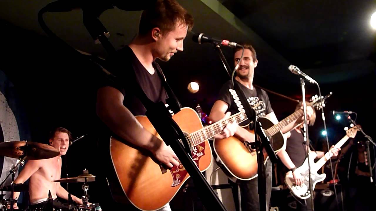 Royal Republic - Cry Baby Cry (Boyband Version), live @ 59to1 München, 19.09.2012