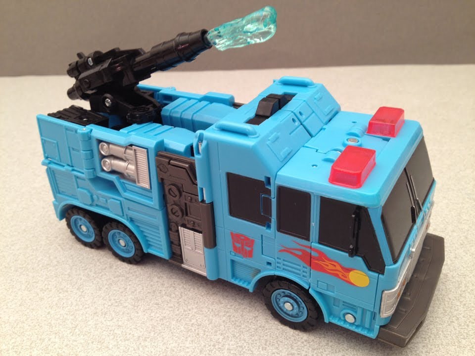 PROTECTOBOT HOTSPOT TRANSFORMERS GENERATIONS TOY REVIEW