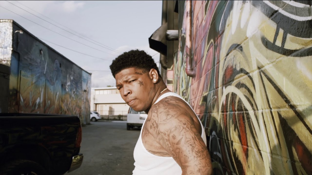 Glizzy | Ngeniuss - Right Or Wrong (Directed By Solarshot)