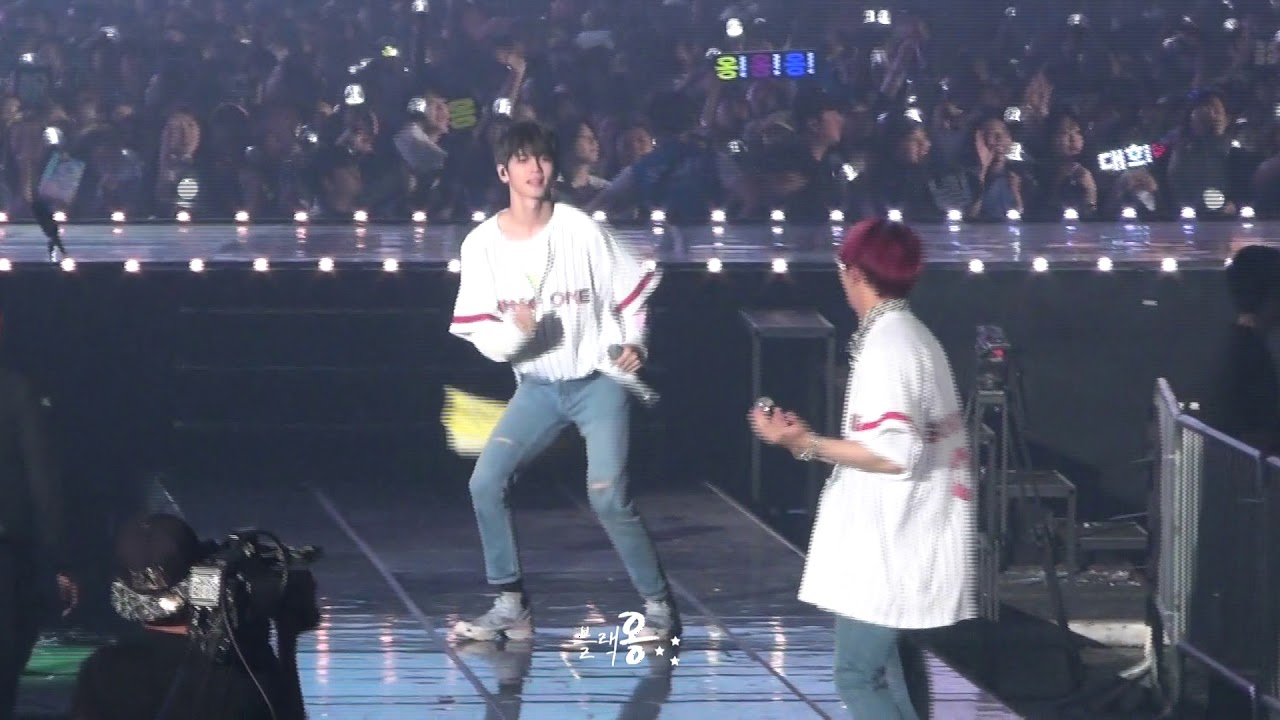 180603 ONE : THE WORLD in Seoul  WANNABE 옹성우 Focus