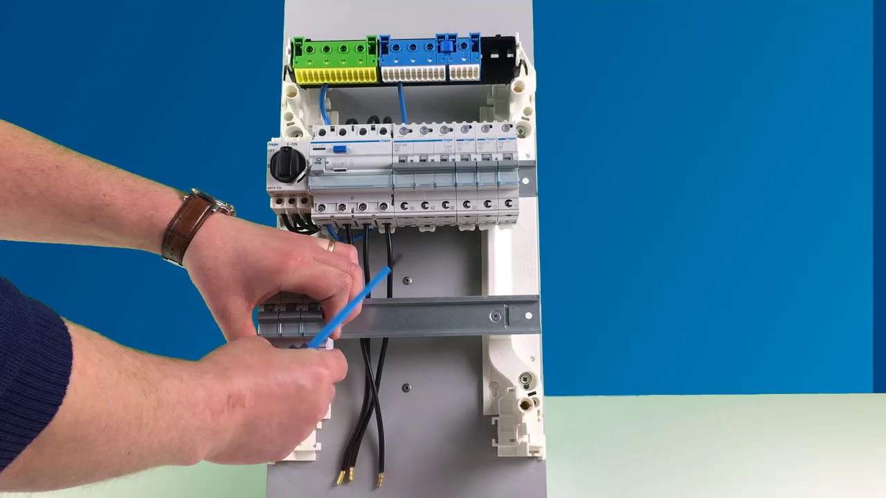 Bezšroubové řešení Hager quickconnect