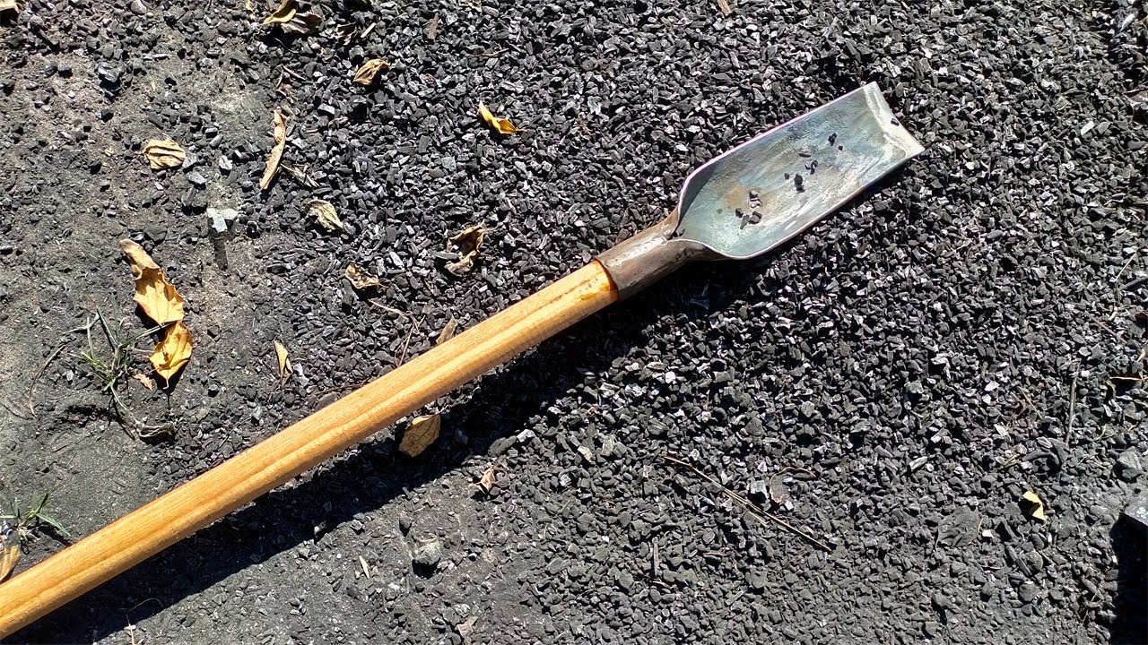 Blacksmith - How to Make A Farmer's Digging Tool (Spade)