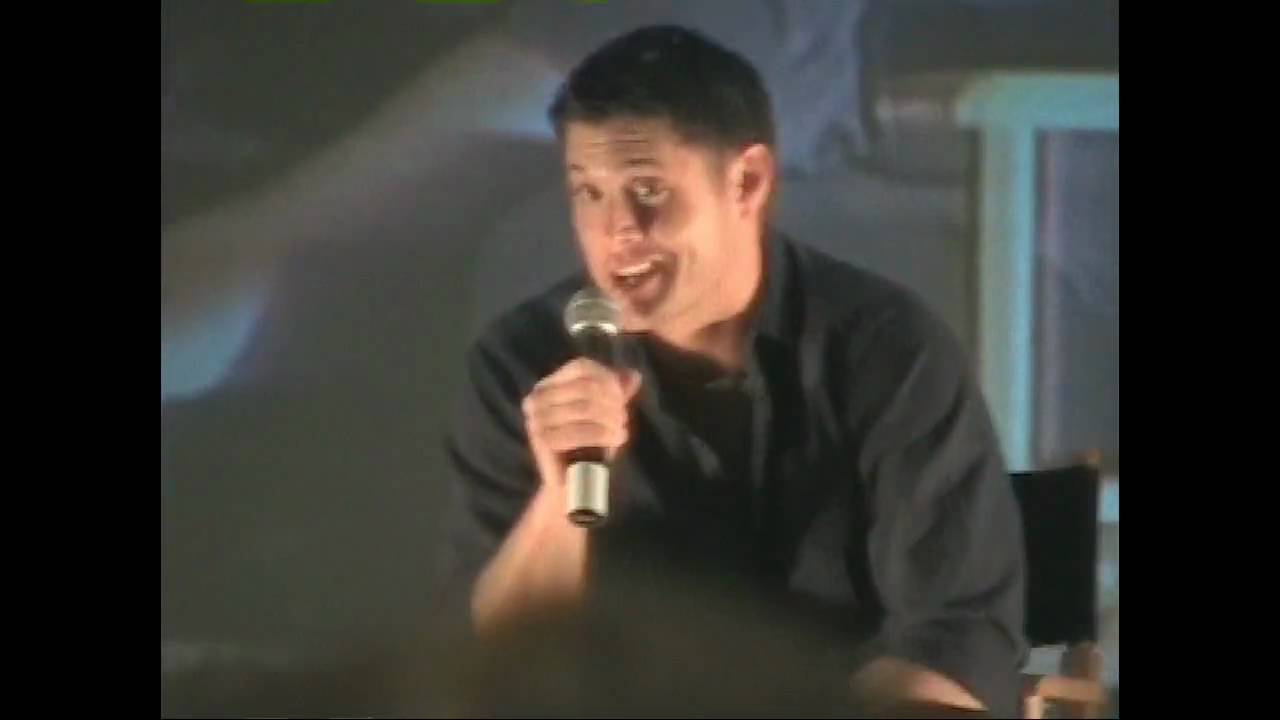 Jensen Ackles - Part 2/7 - Jared Pull My Finger - Supernatural Con 09 LA