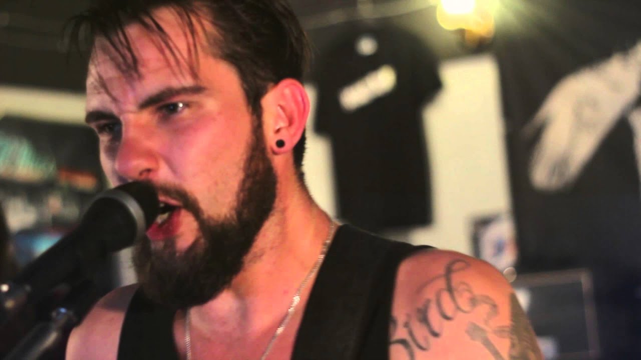 [Official music video]   Lil' Bit Roadcrew