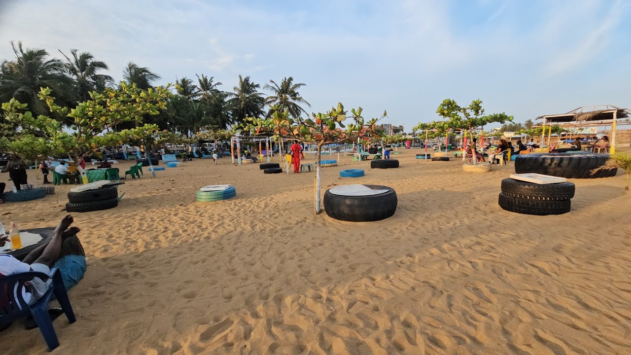 Exploring Lomé Beach: A Beautiful Saturday Adventure at the Heart of Lomé's Coastal Life