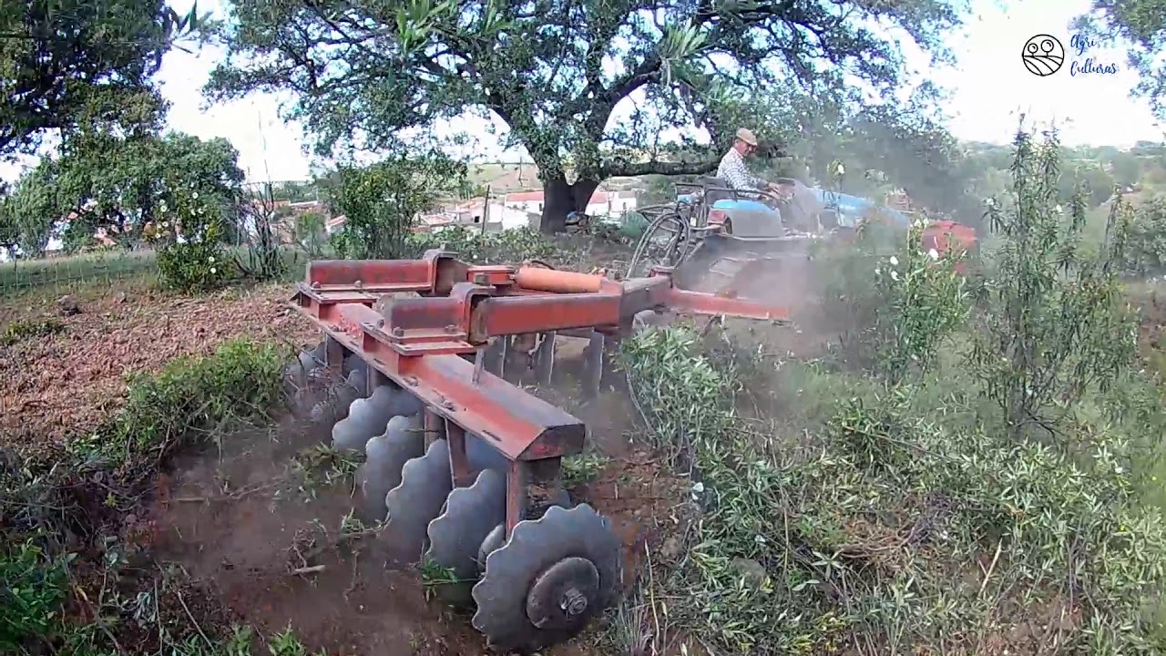 NEW HOLLAND TK90 e GALUCHO GPR 16x28