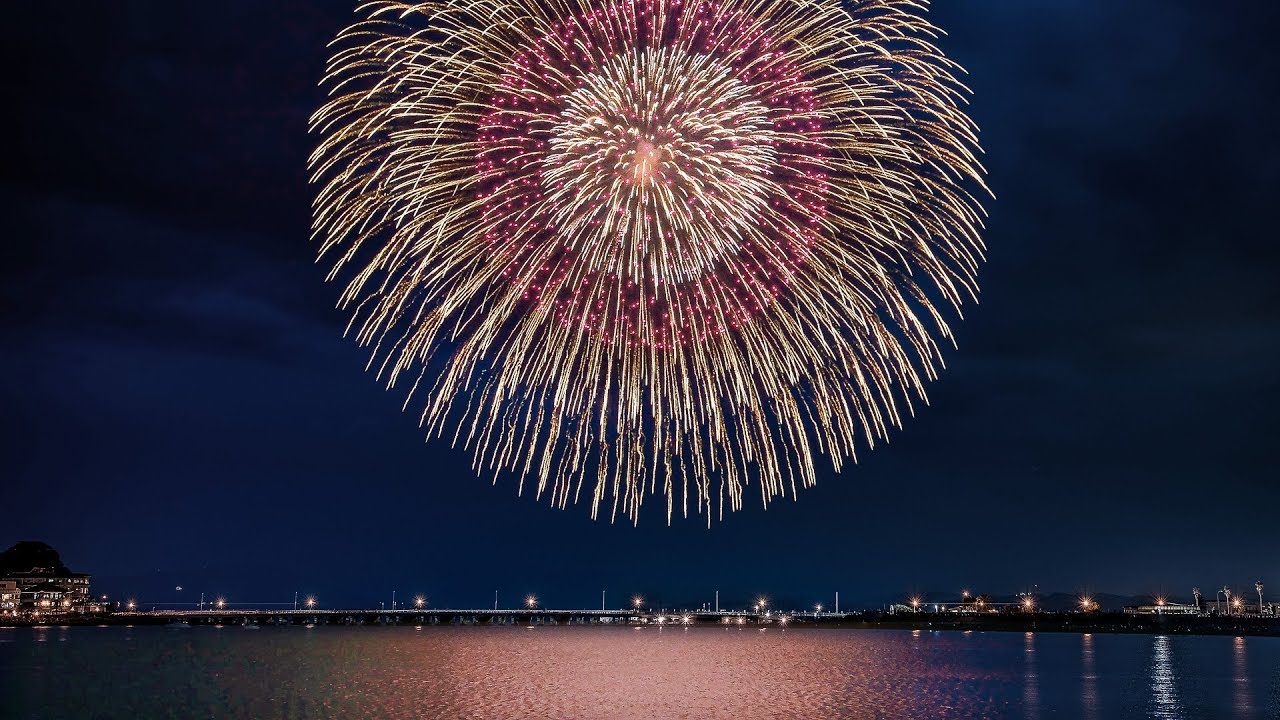 [ 4K ] 湘南の空に咲く直径500mの大輪！ ふじさわ江の島花火大会 2018 / Fujisawa Enoshima Fireworks 2018 / shot on Samsung NX1