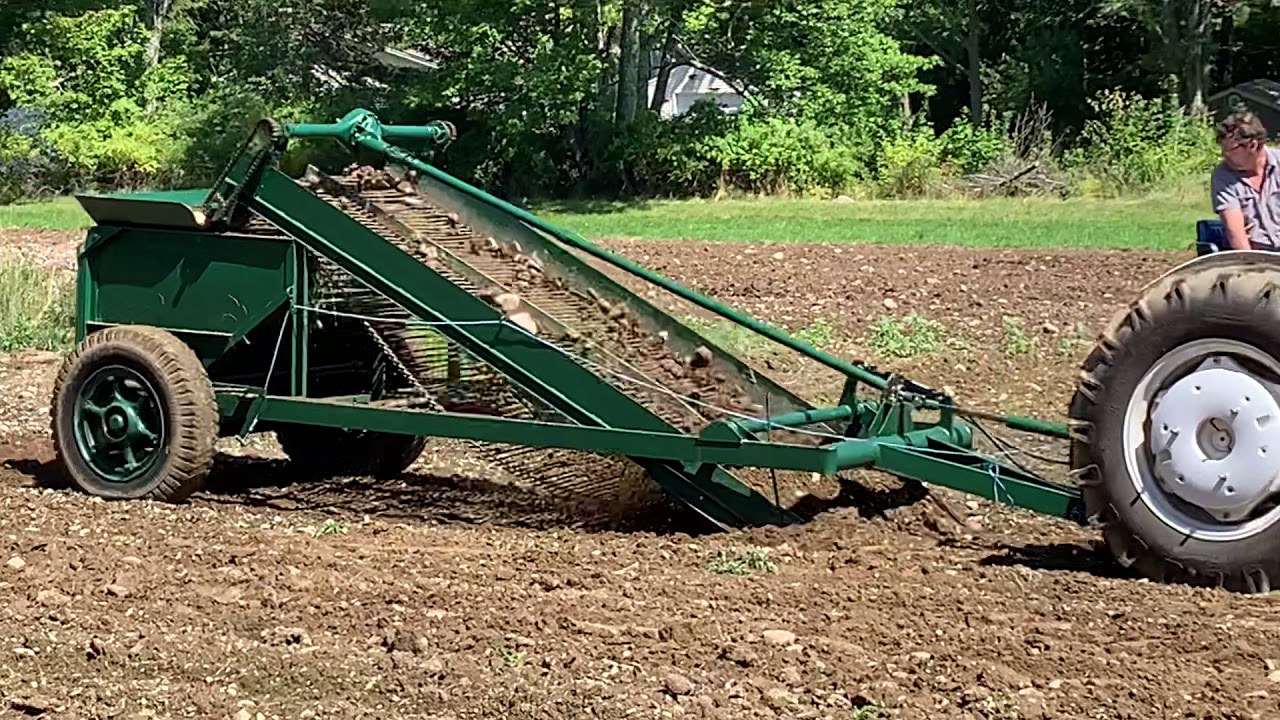 1966 Ford 6000 Commander with Rock Picker 9/2019