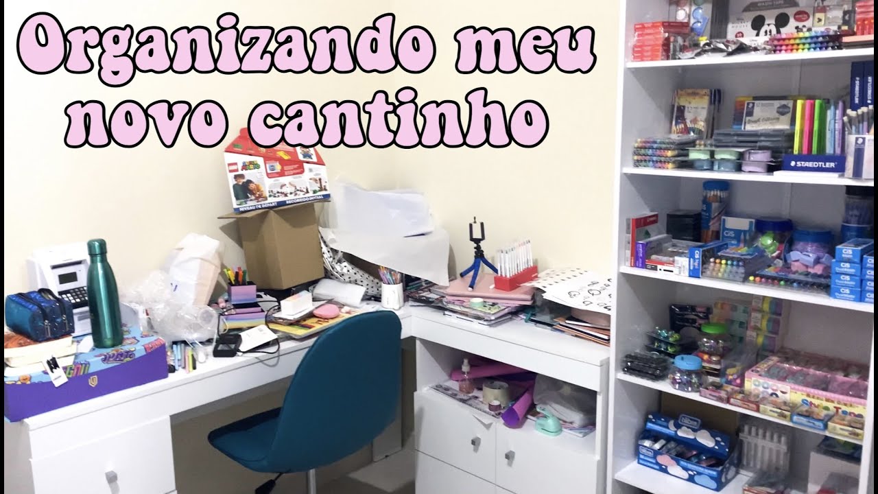 Organizando meu cantinho de estudos da casa nova!