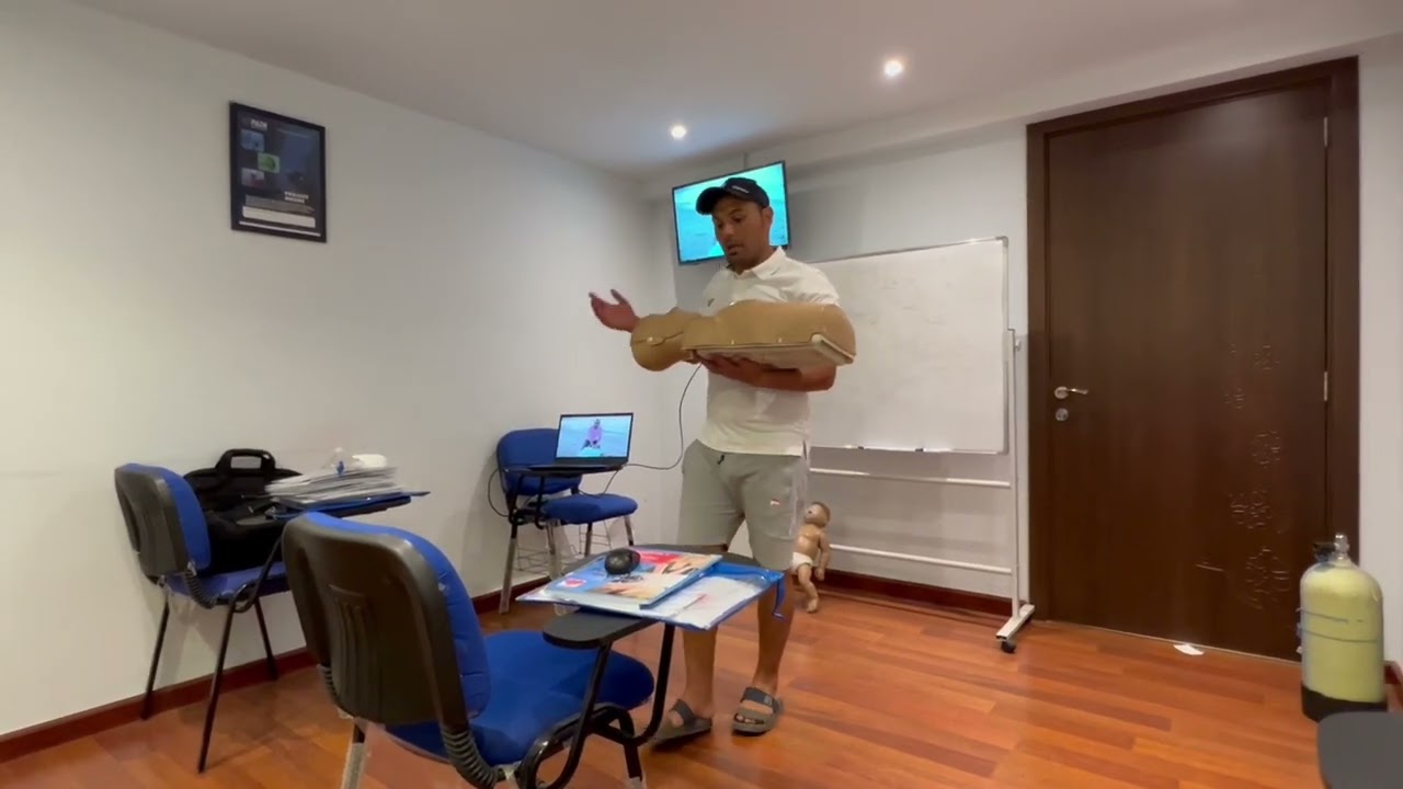 دورة الانعاش القلبي الرئوي والاسعافات الاولية CPR