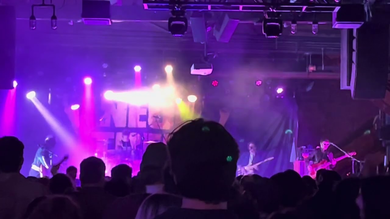 Neon Trees - 10.23.2025 - Brooklyn Bowl (Brooklyn, NYC)